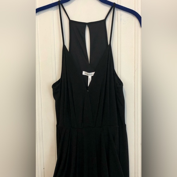 BCBGeneration Della Women’s Sleeveless Draped Midi Dress with Front Pockets - Picture 5 of 8